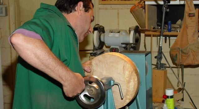 Start of bowl turning project to demonstrate tool technique