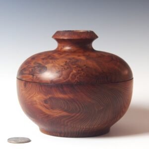 D_Graham redwood lidded box 1370